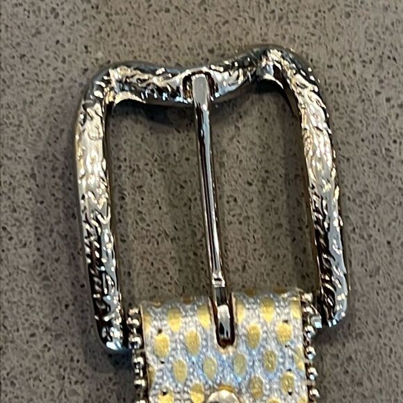 Motion East Vintage Silver Gold Metallic Fashion
Belt, Size M - Picture 5 of 12